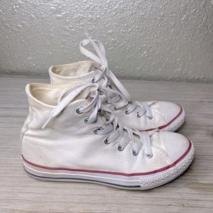 High top Converse size 3